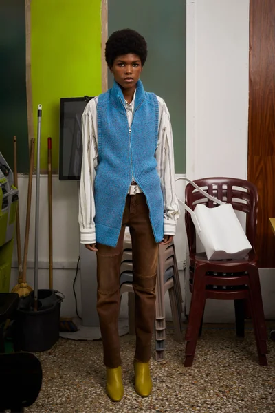 Look 9